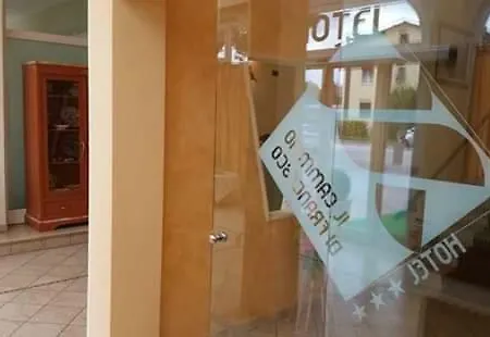 Hotel Il Cammino Di Francesco 3*